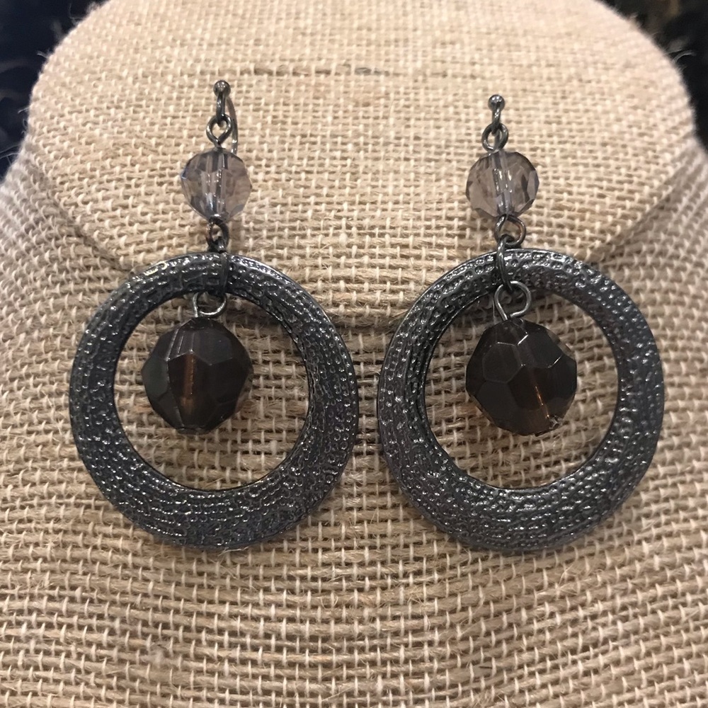 Premier Designs Hematite Plated Earrings - Picture 2 of 6